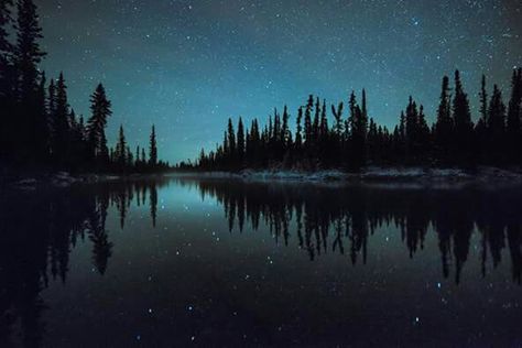 Sebastian Sarloos. Starry night . Stars reflected in the water in Alaska. Stars Reflection In Water, Star Reflection On Water, Stars Reflected In Water, Night Stars, Water Reflection, Water Reflections, Stitch Ideas, Night Scene, Beautiful Sights