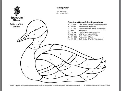 Sitting duck Duck Stained Glass Pattern, Spectrum Glass, Duck Pattern, Stained Glass Patterns Free, Mosaic Birds, Stained Glass Birds, Stained Glass Diy, Stained Glass Crafts, Art Stained