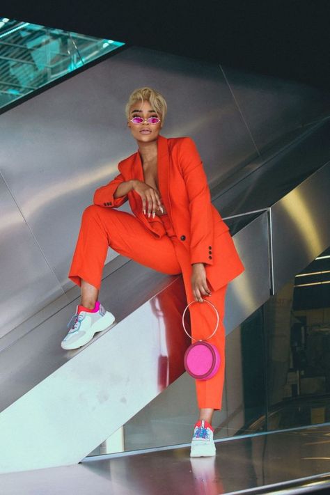 Women Suits and Sneaker Trend #womansuits  #womansneaker #fashionactivation #womanfashion Suits And Sneakers, Orange Suit, Sneaker Trend, Luxury Marble, Pant Suits, Trending Sneakers, Trik Fotografi, Blake Lively, Trouser Suits