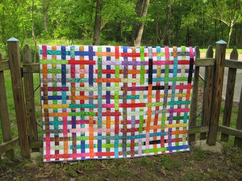 Simply Woven Quilt from the Moda Bake Shop Tutorial, made by Susan Mautte Woven Quilt Pattern, Scrappy Binding, Woven Quilt, Quilts Blocks, Moda Bake Shop, String Quilt, Jelly Rolls, Bake Shop, Quilt Pattern