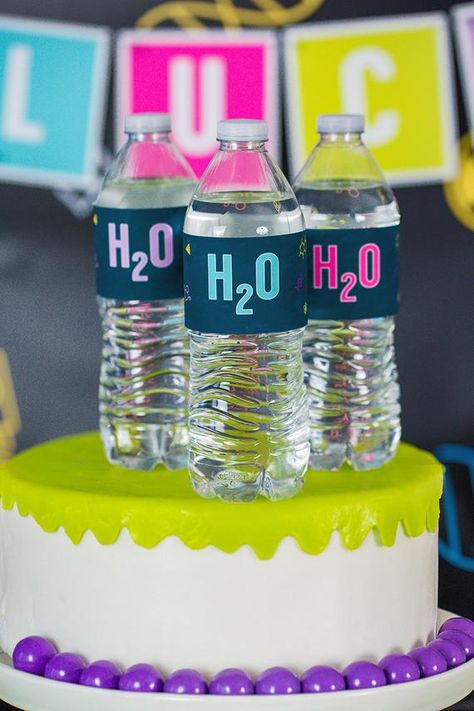 Emily’s Wonder Lab Party, Biology Party, Science Party Decorations, Science Birthday Party Ideas, H2o Water, Scientist Birthday, Mad Scientist Party, Scientist Party, Science Birthday