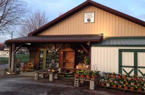 Embrace the old-fashioned charm of Frank's Farm Market and Bakery, a quaint market that's been a community staple since 1970. At first glance, you'll drink in the beautiful sight of... Growing Lillies, Oakmont Bakery, Farm Bakery, Homemade Baked Goods, Bakery Goods, Small Town America, Farm Store, Stand Ideas, Erie Pa