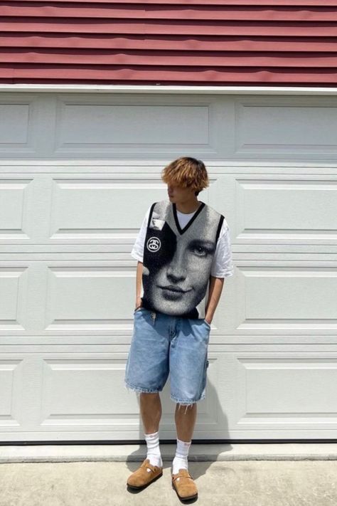 Stussy Vest Outfit, Carhartt Jorts Outfit, Stussy Vest, Stussy Jorts, Boston Birks, Vest Street Style, Vest Outfits Men, Skateboard Fashion, Streetwear Ideas