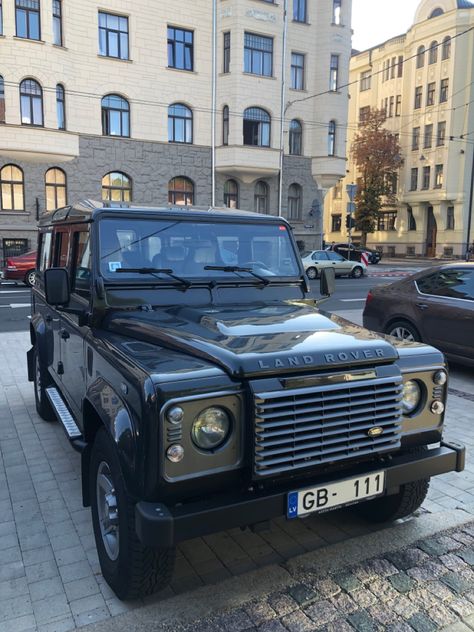 Range Rover Old, Old Range Rover, Old Land Rover, Range Rover Car, Car Dream, Thomas Shelby, 2023 Vision, Future Lifestyle, Future Car