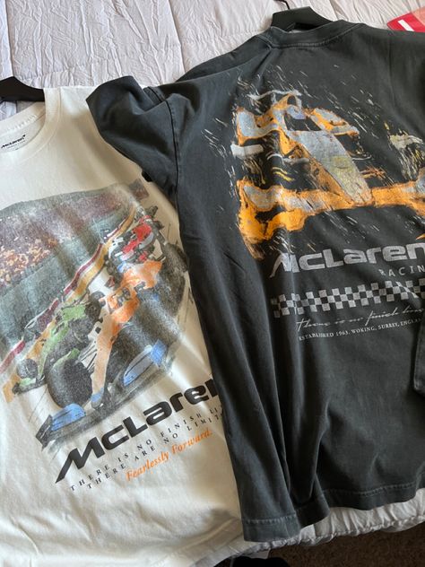 Mclaren Shirt Outfit, Cute F1 Merch, F1 Graphic Tee, Mclaren Outfit Ideas, F1 Merch Outfit, F1 Merch Aesthetic, Mclaren Clothes, Mclaren Outfit, Mclaren Jacket