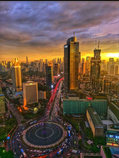 Postcard Idea, Jakarta City, Aesthetic Center, Black Men Fashion Urban, Flight Booking, Booking Flights, City Wallpaper, Dream City, City Photography