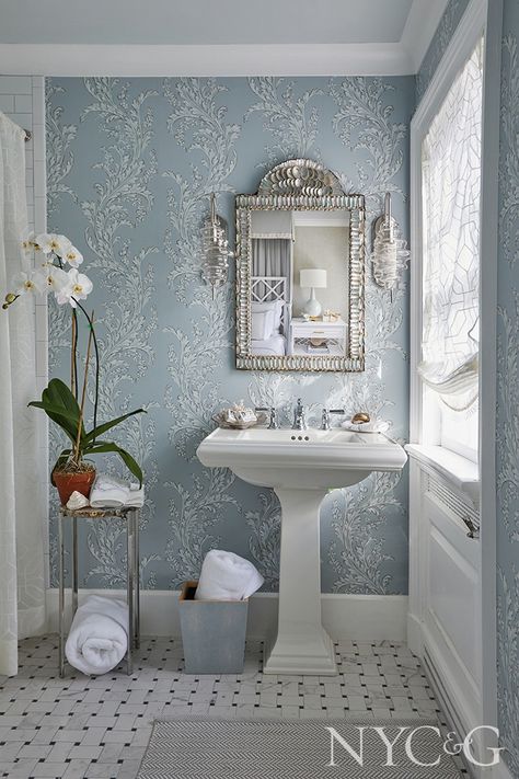 Wc Decoration, Powder Room Remodel, Powder Room Decor, Powder Room Design, Bathroom Design Decor, Bathroom Remodel Designs, Powder Rooms, Colour Pattern, Bathroom Inspiration Decor