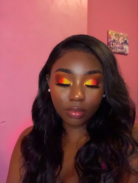 Colorful eyeshadow look for Darkskin women. Sunset Eyeshadow, Soft Glam Orange Eyeshadow, Yellow And Orange Eyeshadow Looks, Yellow Eyeshadow Black Women, Dark Skin Eyeshadow, Red Orange Yellow Eyeshadow, Eye Shadow, Yellow Orange Brown Eyeshadow, Soft Makeup Looks