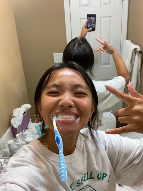 bro this is literally the toothbrush emoji Brushing Teeth Aesthetic, Routine Motivation, Teeth Aesthetic, Phone Setup, Teeth Brushing, Brush Teeth, Too Much Estrogen, Brush My Teeth, 2025 Vision