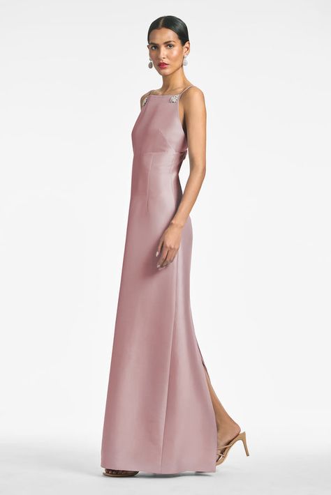 Classic Evening Gowns, Long Elegant Dresses, Cocktail Dresses Black, Classic Cocktail Dress, Special Occasion Gowns, Cocktail Gowns, Column Gown, Column Dress, Best Answer