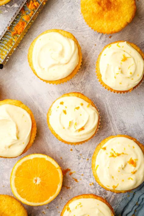 Orange Cupcake Recipe, Orange Cream Cheese Frosting, Orange Cream Cheese, Orange Cupcakes, Orange Frosting, Batter Mix, Juicy Orange, Cupcake Tins, Slices Recipes