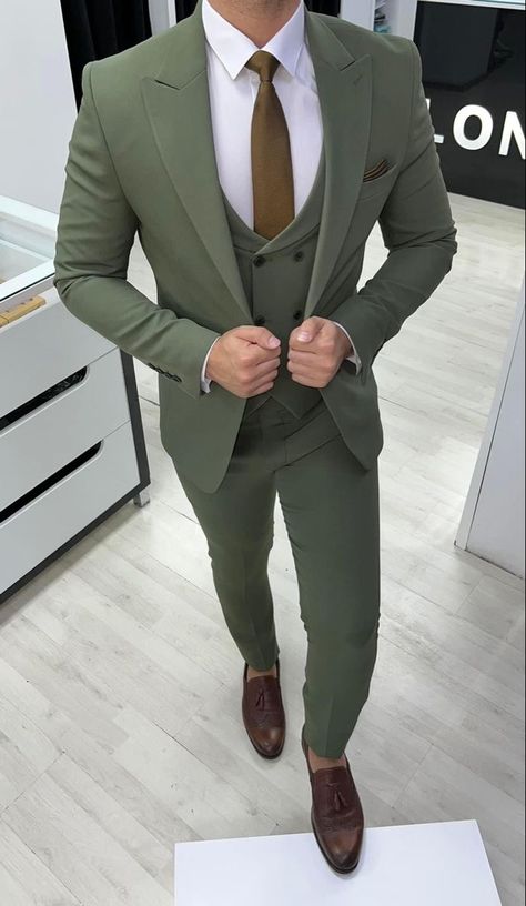 Wedings Drees Man 2023, Boys Suits For Wedding, Mensuits Fashion, Mens Suits Green, Bestman Suit, Groom Blue Suit, Green Suit Men, Green Wedding Suit, Jackets Fashion Casual