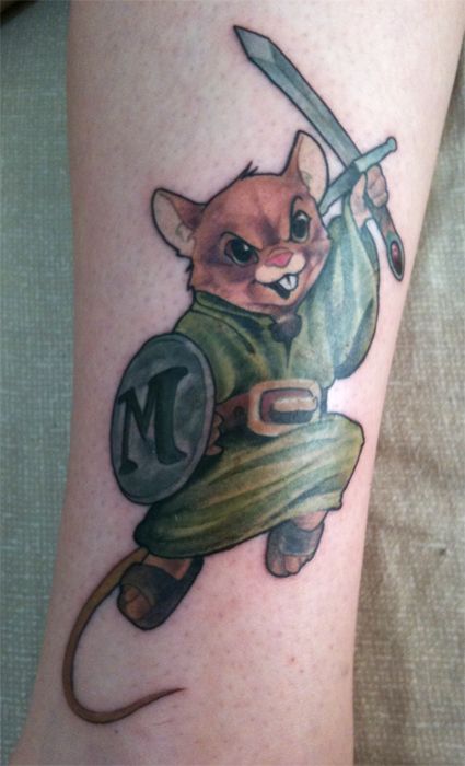 Redwall Radagast Tattoo, Redwall Tattoos, Rat King Tattoo Design, Rat And Dragon Tattoo, Two Rats Tattoo, R Tattoo, Red Walls, Skin Art, Art Forms