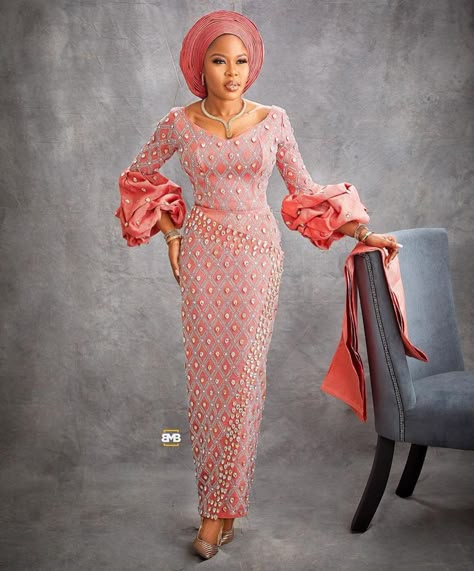 10 Asoebi Styles You Can Sew With 3 Yards Lace material ⋆ Fashion Madam Blouse, Lace Blouse Styles, Corporate Gowns, Aso Ebi Lace Styles, Ankara Blouse, Nigerian Outfits, Naija Wedding, Nigerian Lace Styles Dress, African Party Dresses