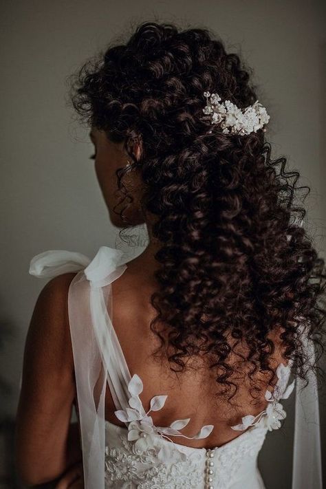 Long Curly Wedding Hair, Curly Bridal Hair, Hairstyles With Crown, Quince Hairstyles With Crown, Hair Romance, Guest Hair, Curly Wedding Hair, Quinceanera Hairstyles, Beautiful Hairstyle