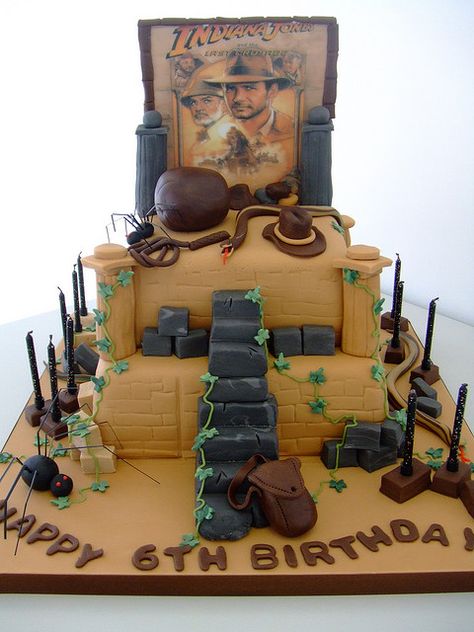 Indiana Jones Cake, Indiana Jones Party, Rodjendanske Torte, Stunning Cakes, Movie Cakes, Character Cakes, Disney Cakes, Unique Cakes, Novelty Cakes