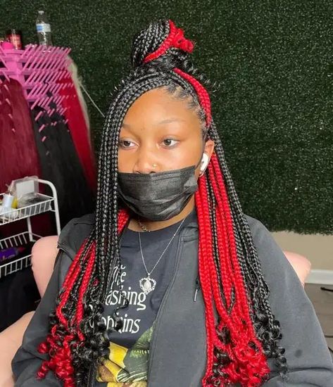 Pink Peekaboo Hair, Peekaboo Braids, Red Peekaboo, Peekaboo Hair Colors, Short Hair Designs, Cute Box Braids, Short Box Braids Hairstyles, Peekaboo Hair, Short Box Braids