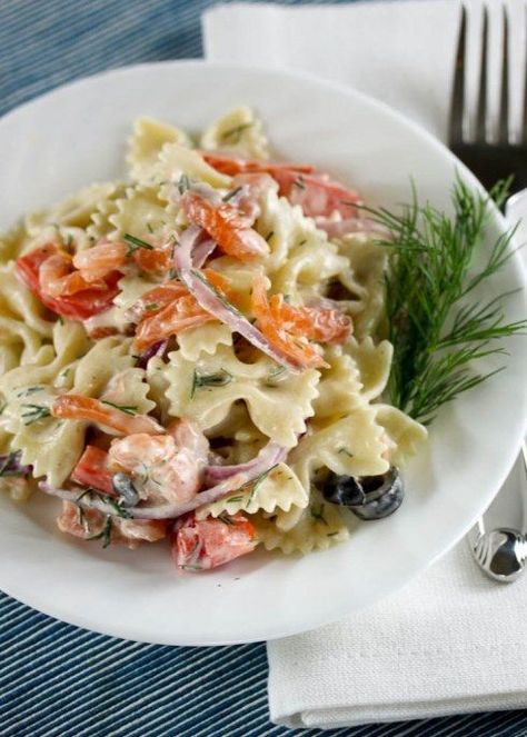 Smoked Salmon Pasta Salad  - whole foods copycat Salmon Macaroni Salad, Salmon Pasta Salad Recipes, Salmon Pasta Salad, Pasta Salad Salmon, Creamy Macaroni Salad, Smoked Salmon Pasta, Salmon Pasta, Appetizer Ideas, Salmon Salad