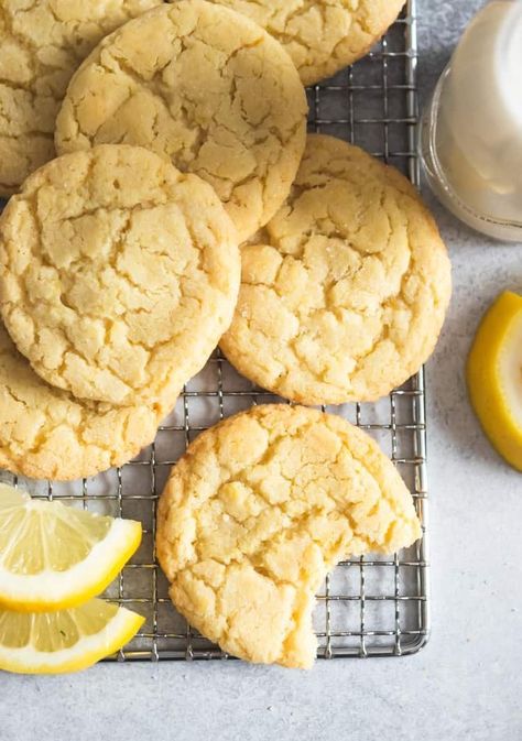 Lemon Sugar Cookies, Lemon Sugar, Lemon Cookies, Lemon Desserts, Lemon Recipes, Sugar Cookies Recipe, Tea Cakes, Savoury Cake, Sweets Treats