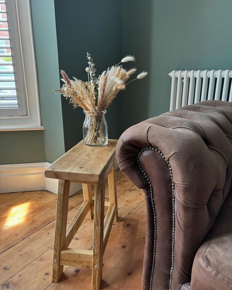 Still moments featuring our Merryoak stool . Ideal as a small side table or feature piece, our stools are handmade using our locally sourced wood. This piece shown is finished in our Clear finish. . thedancingwoodman.com thedancingwoodman.etsy.com Reclaimed Wood Bedside Table, Rustic Stools, Milking Stool, Farmhouse Side Table, Pine Timber, Rustic Bench, Wood Bedside Table, Table Bedside, Reclaimed Timber