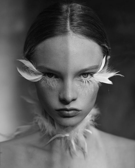 Black And White Things, White Things, Feather Headpiece, Face Art Makeup, White Makeup, Chanel Beauty, Fashion Photography Inspiration, Beauty Shoot, Editorial Makeup