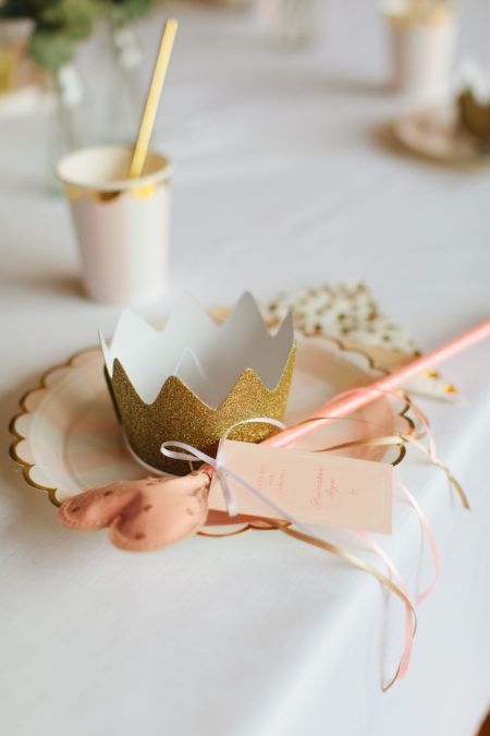 Once Upon A Time Birthday Party Theme, Once Upon A Time Party, Princess Party Centerpieces, Princess Party Decor, Pink Princess Party, 4de Verjaardag, Party Arch, Cinderella Birthday Party, Princess Theme Birthday