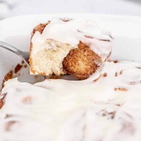 Eggless Cinnamon Rolls, Fluffiest Cinnamon Rolls, Overnight Cinnamon Rolls, Mini Cinnamon Rolls, Rough Puff Pastry, Apple Puff Pastry, Homemade Caramel Sauce, Baked Rolls, Caramel Frosting