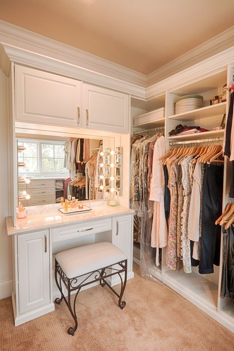 Traditional Closet with Easy Track 2179-10 Closet Shelves RS1436-CON23, Custom… Master Closet With Vanity, Molding High Ceiling, Closet With Vanity, Functional Closet, Traditional Closet, Home Vanity, Master Closet Design, Built In Vanity, Closet Build