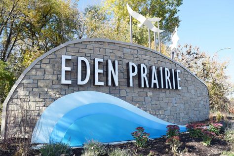 What's My Eden Prairie Minnesota House Worth? Eden Prairie Minnesota, Twin Cities Minnesota, Money Magazine, Flight School, Prairie House, Commercial Pilot, Disc Golf Courses, Pilot Training, Thrill Seeker