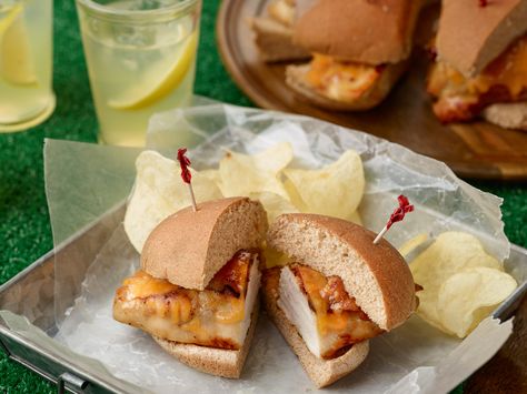 Ranch Chicken Sandwiches Recipe : Ree Drummond : Food Network - FoodNetwork.com Ree Drummond Ranch, Ranch Chicken Sandwiches, Ree Drummond Recipes, Chicken Sandwich Recipes, Chicken Sandwiches, Egg Sandwiches, Citrus Chicken, Ree Drummond, Burgers Sandwiches