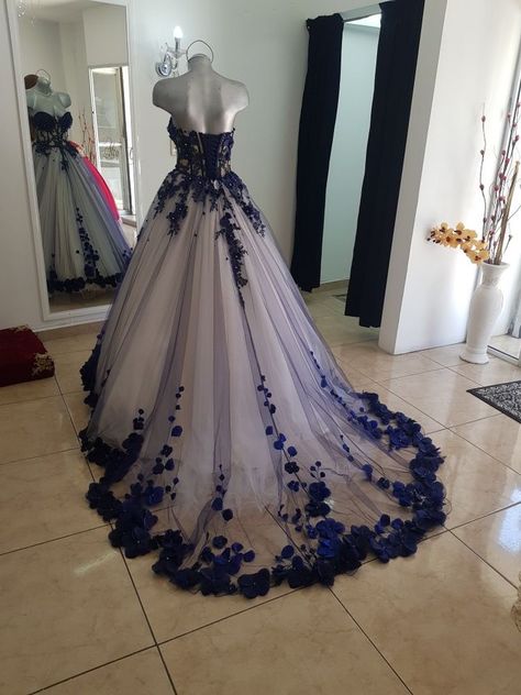 Quince Dresses Dark Blue, Corpse Bride Quinceanera, Dark Blue Quinceanera, Navy Blue Quince, Dark Blue Quinceanera Dresses, Champagne Quince Dresses, Corpse Bride Dress, Navy Blue Wedding Dress, Navy Wedding Dress