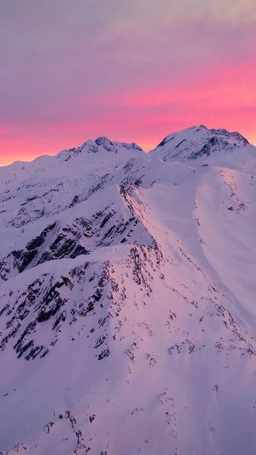 Winter In Mountains, Winter In The Mountains, Summer Prints Wallpaper, Sunset Snow, Mountain Vibes, Landscape Winter, Ski Girl, Winter Sunset, Winter Pictures