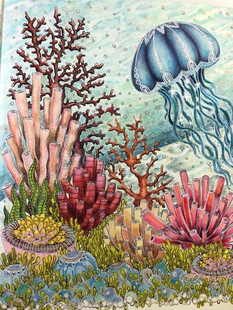 Coral Reef Drawing, Ocean Creatures Art, Coral Drawing, Sea Creatures Art, Hannah Karlzon, Seahorse Art, Underwater Painting, Coral Art, Jellyfish Art