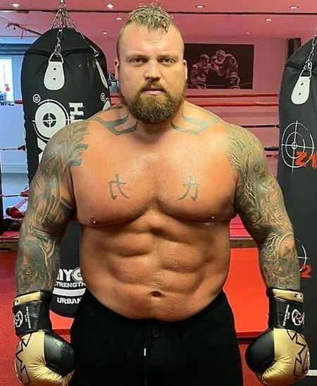 Eddie Hall Body Measurements Eddie Hall, 남성 근육, World's Strongest Man, Man Anatomy, Fact Families, Golds Gym, Body Builder, Muscular Men, Bodybuilding Motivation