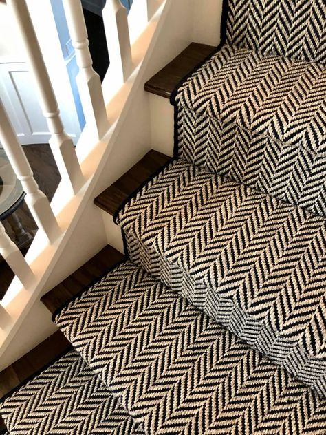 Aztec Carpet Stairs, Black And White Carpet Stairs, Staircase Painting, Historic House Renovation, Foyer Renovation, Black Painted Stairs, Geometric Stair Runner, Runner Stairs, Mudroom Bench Storage