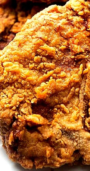 Fried Thick Pork Chops, Deep Fried Pork Chops Boneless, Deep Fried Pork Tenderloin, Crunchy Fried Pork Chops, Deep Fried Pork Chops Bone In, Fried Pork Chop Recipes Bone In, Crispy Fried Pork Chops, Breaded Pork Chops Fried, Fried Breaded Pork Chops