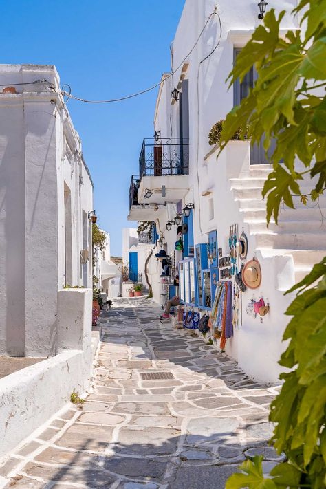 Parikia Paros, Greece Beaches, Greece Instagram, Greece Food, Greece Aesthetic, Best Greek Islands, Greece Itinerary, Paros Island, Paros Greece