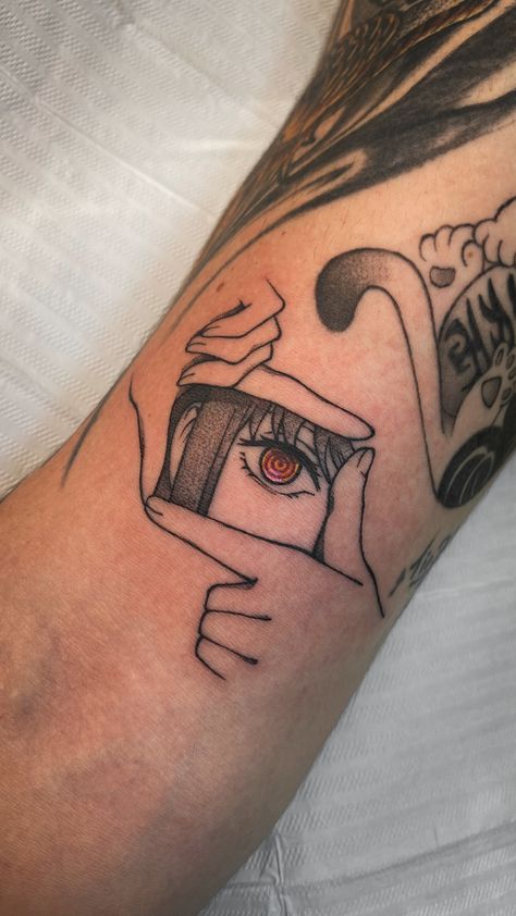 Anime Tattoos Patchwork, Migi Parasyte Tattoo, Parasyte Anime Tattoo, Horror Anime Tattoo, Static Tattoo, Anime Patchwork Tattoo, Csm Tattoo, Aki Tattoo, Makima Tattoo