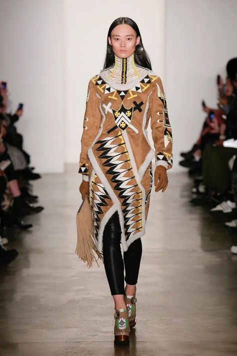 Native American Style Outfits, Folklore Fashion, Its Fall, Couture Outfits, Casual Cardigans, Native American Fashion, Fashion Design Clothes, Creative Direction, Fall 2015