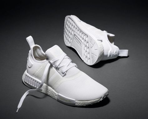 Adidas Nmd White, Adidas Nmds, Adidas Nmd_r1, Nmd Adidas, Nmd Sneakers, Adidas Originals Nmd R1, Look Adidas, Adidas Originals Nmd, Adidas Zx Flux