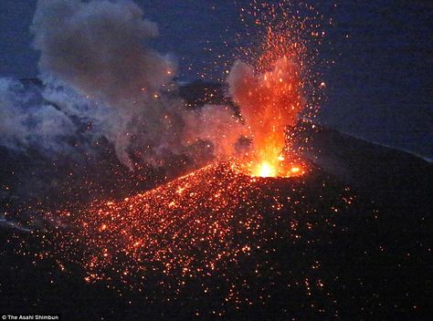 After Volcanic Eruption, Before During After Volcanic Eruption, Inactive Volcano, Japanese Island, Active Volcanoes In The Philippines, Taal Volcano Eruption, Nyiragongo Volcano, Volcanic Eruption, Cloud Formations