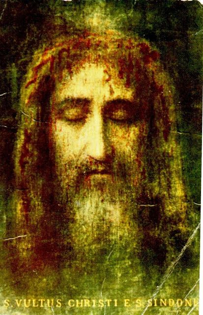 Devotion to the Holy Face of Jesus: Shroud of Turin Holy Face Of Jesus, Shroud Of Turin, Religious Artwork, Religious Pictures, Jesus Christ Art, Pictures Of Jesus Christ, Jesus Face, Jesus Painting, Jesus Christ Images