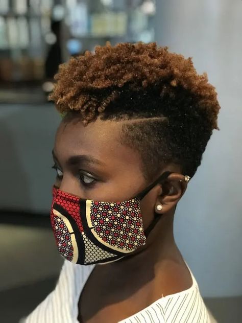 Tapered Twa 4c Hair Shaved Sides, Women Haircut Ideas, Fierce Hairstyles, Tapered Haircut For Women, Low Cut Hairstyles, Tapered Natural Hair Cut, Haircut Ideas Trendy, Women Haircut, Natural Hair Twa