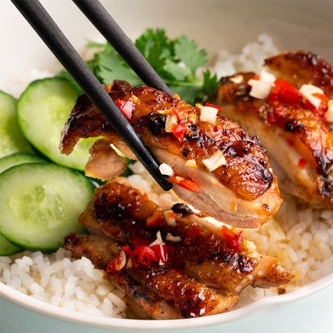 Vietnamese Lemongrass Chicken, Chicken Rice Bowl, Marion Grasby, Lemongrass Chicken, Sommer Mad, Marion's Kitchen, Chicken Rice Bowls, Rice Bowls Recipes, Snickerdoodle Cookies