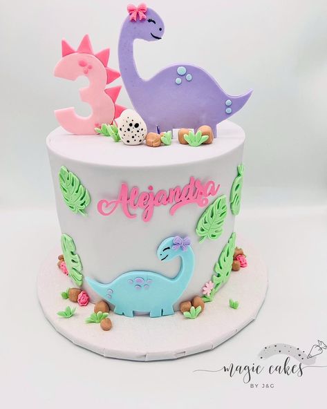 Cute Dinosaur Cake Ideas for Girls - A Pretty Celebration 3rd Birthday Cakes For Girls, Dinosaur Cake Ideas, Cute Dinosaur Cake, Dino Birthday Cake, Girl Dinosaur Birthday, Dino Cake, Dinosaur Cake Toppers, Dinosaur Birthday Cakes, 3rd Birthday Cakes