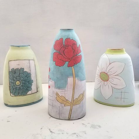 Whitney Smith on Instagram: “These are going to look even better with glaze on them... can't wait! #glazeday . . . #ceramics #pottery #vaselove #budvase #peony #mishima…” Mishima Ceramics, Underglaze Ideas, Whitney Smith, Clay Inspo, Ceramics Pottery, Monoprint, Pottery Ideas, Container Plants, Bud Vases