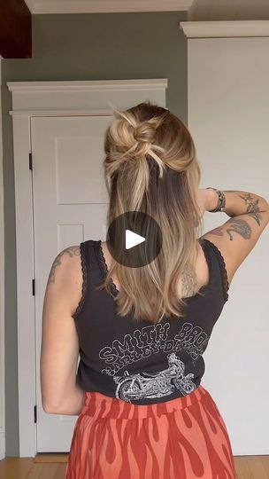 40K views · 252 reactions | Hair inspo for short-ish/medium hair! I know my hair isn’t SHORT short but this style will work for shorter hair too 🤩🤩🤩 | Torie.Bliss | Giulio Cercato · Next To You Shorter Hair, T Shorts, April 26, Medium Hair, My Hair, Hair Hacks, Hair Inspo, Medium Hair Styles, I Know