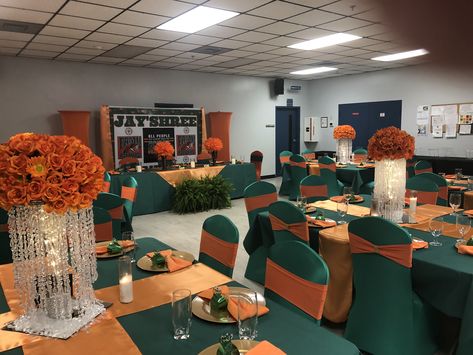 Burnt Orange And Green Table Decor, Orange And Green Wedding Theme, Burnt Orange Decor, Emerald Green Wedding Theme, 28th Anniversary, Couples African Outfits, Church Altar Decorations, Church Altar, Green Centerpieces