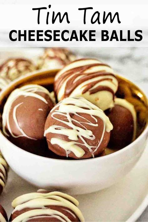 Easy Tim Tam Cheesecake Balls are so delicious! These chocolate cookie balls use simple ingredients such as biscuits, cream cheese and chocolate. They make the perfect gift or chocolate dessert! #easyrecipe @sweetcaramelsunday Tim Tam Dessert, Christmas Ball Dessert, Chocolate Cheesecake Balls, Tim Tam Balls, Cream Cheese Balls Recipe, Tim Tam Cheesecake, Dessert Balls, Sweet Balls, Tim Tams