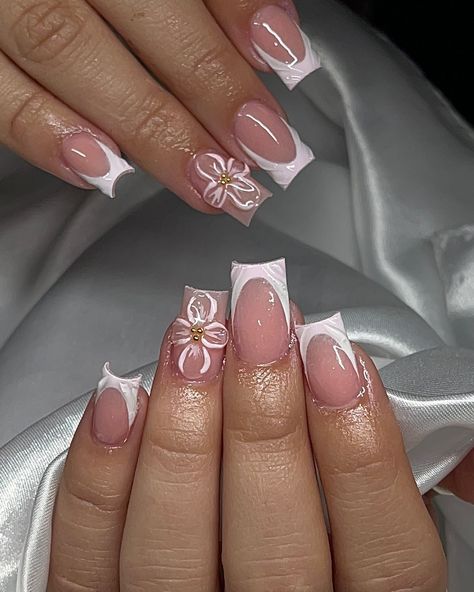 Summer sets never fail🌸✨ #fenchies #nailsnailsnails #nailinstagram #nailinspiration #explorepage✨ Nail Art Designs Short, Summer Sets, Nail Drawing, Hard Nails, Nail Designs Valentines, Grunge Nails, Girly Acrylic Nails, Cute Acrylic Nail Designs, Short Square Acrylic Nails